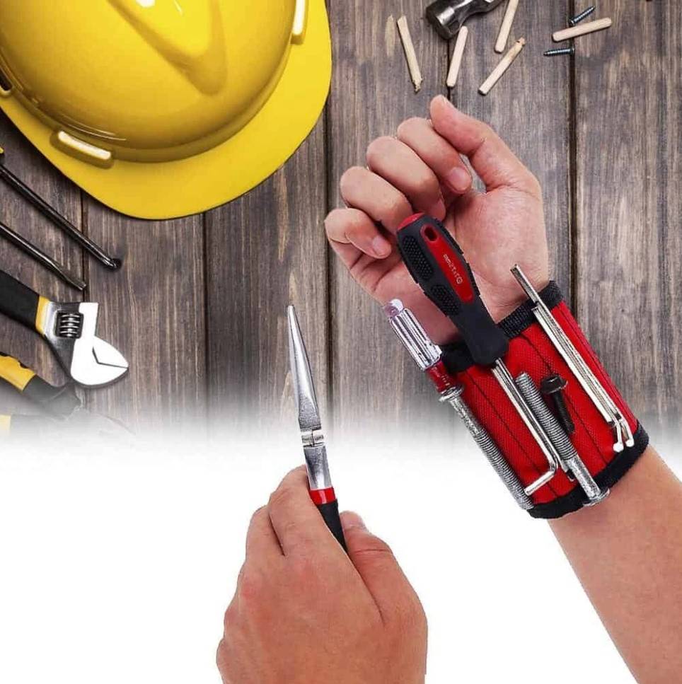 Magnetic Wrist Tool